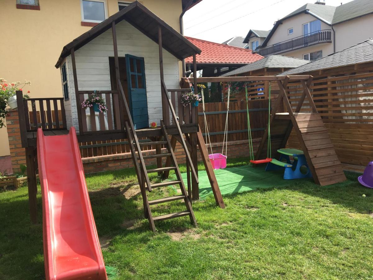 Emada- Pokoje Goscinne I Studia Ostrowo  Buitenkant foto