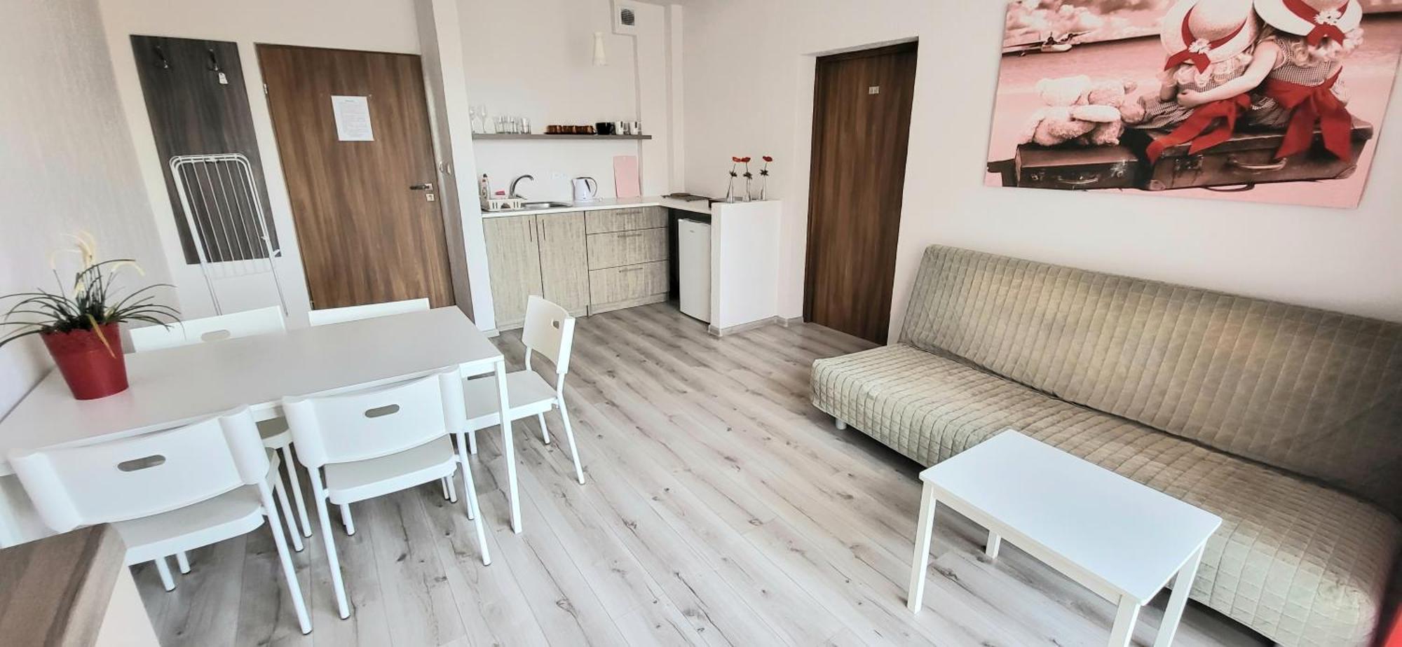 Emada- Pokoje Goscinne I Studia Ostrowo  Kamer foto